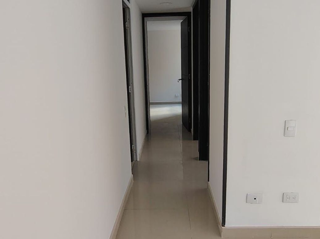 Apartamento de 3 alcobas en venta en Parque Central Tintal I Y Ii, Bogotá, 53 m² · foto 3 de 13