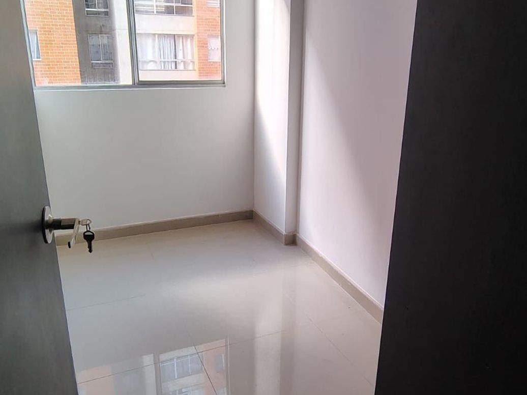 Apartamento de 3 alcobas en venta en Parque Central Tintal I Y Ii, Bogotá, 53 m² · foto 9 de 13