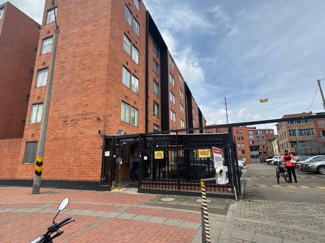 Apartamento de 3 alcobas en venta en San Antonio Nor - Occidental, Bogotá, 48 m² · foto 10 de 10