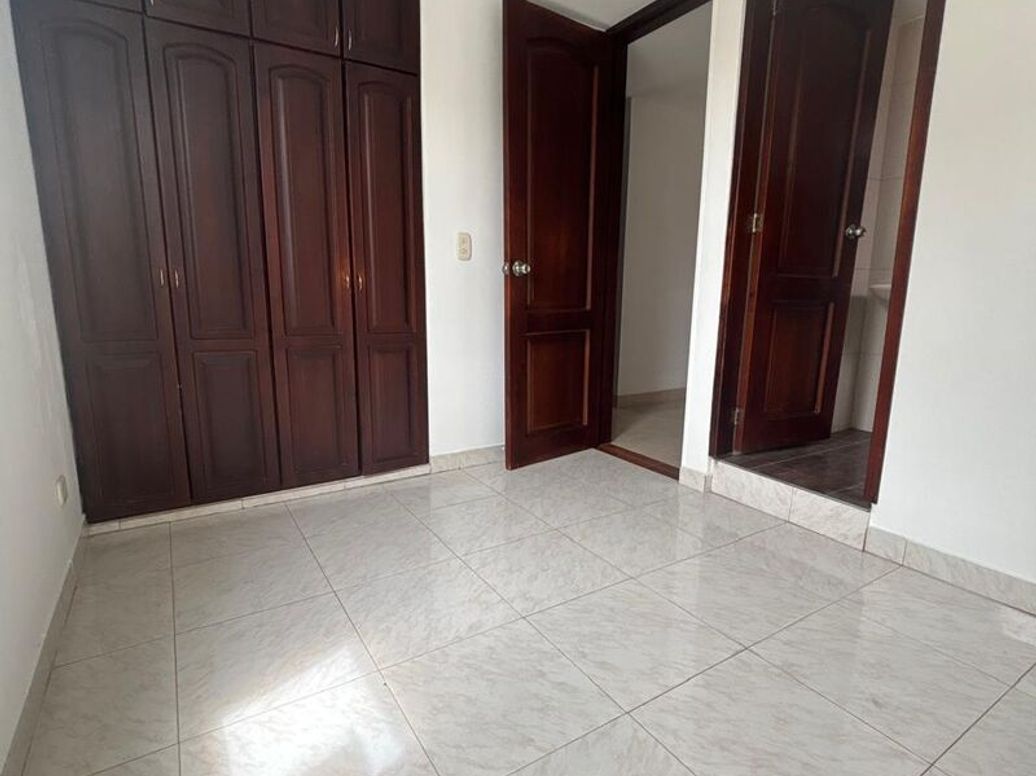 Apartamento de 3 alcobas en venta en San Antonio Nor - Occidental, Bogotá, 48 m² · foto 3 de 10