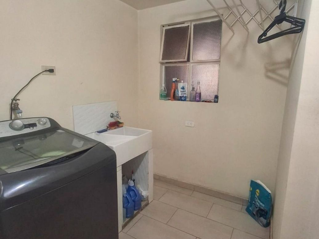 Apartamento de 4 alcobas en venta en Santa Isabel Et. Ii, Bogotá, 102 m² · foto 12 de 15