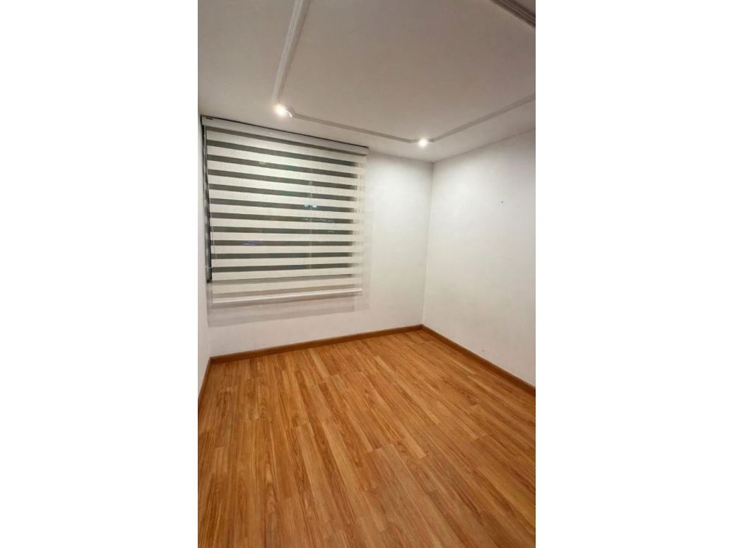 Apartamento de 3 alcobas en venta en Pontevedra, Bogotá, 105 m² · foto 9 de 13