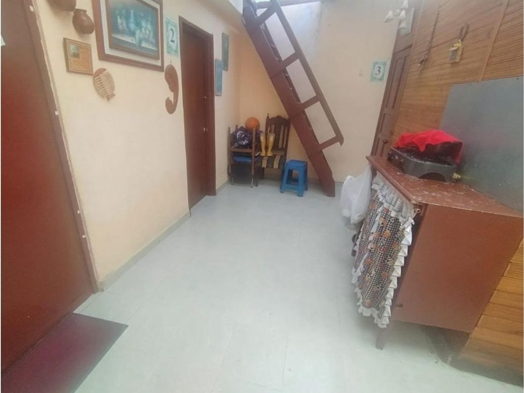 Casa de 8 alcobas en venta en Restrepo, Bogotá, 127 m² · foto 12 de 16