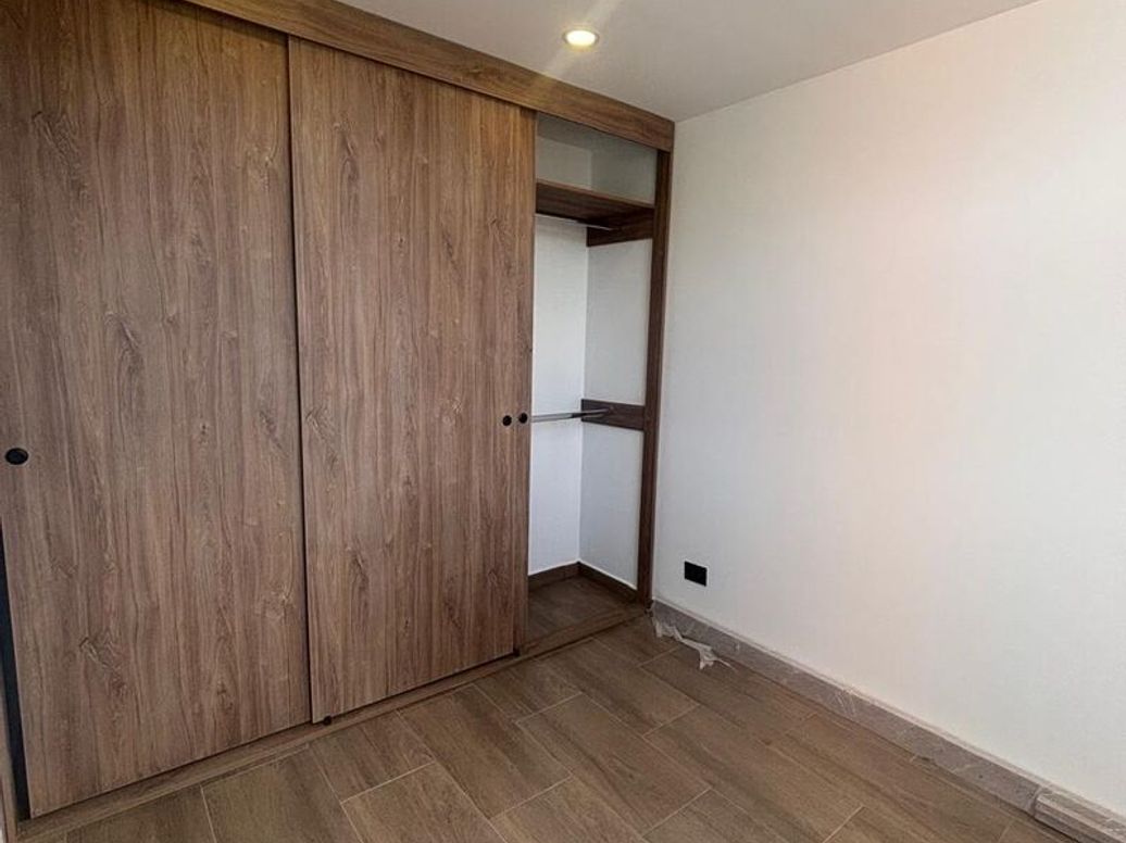 Apartamento de 2 alcobas en venta en El Redil, Bogotá, 38 m² · foto 4 de 8