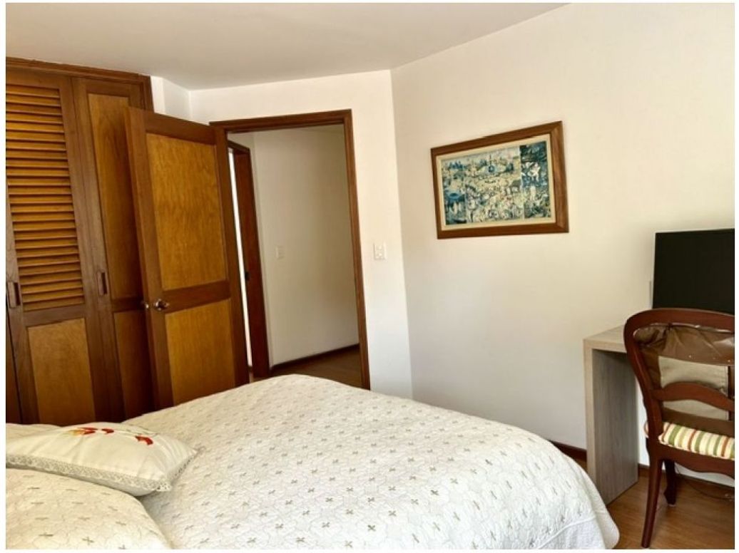 Apartamento de 3 alcobas en venta en Chico, Bogotá, 120 m² · foto 17 de 20