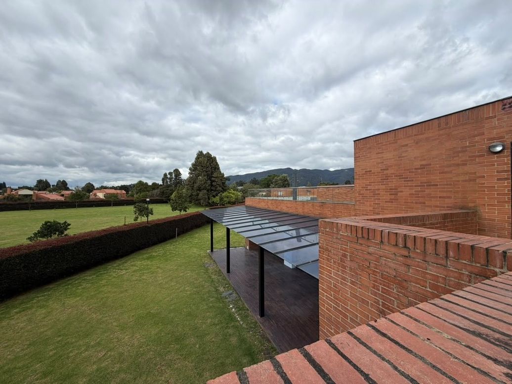 Casa de 5 alcobas en venta en Casa Blanca, Bogotá, 350 m² · foto 14 de 20
