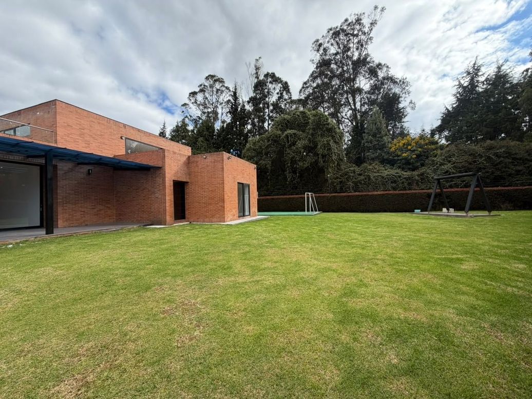 Casa de 5 alcobas en venta en Casa Blanca, Bogotá, 350 m² · foto 20 de 20