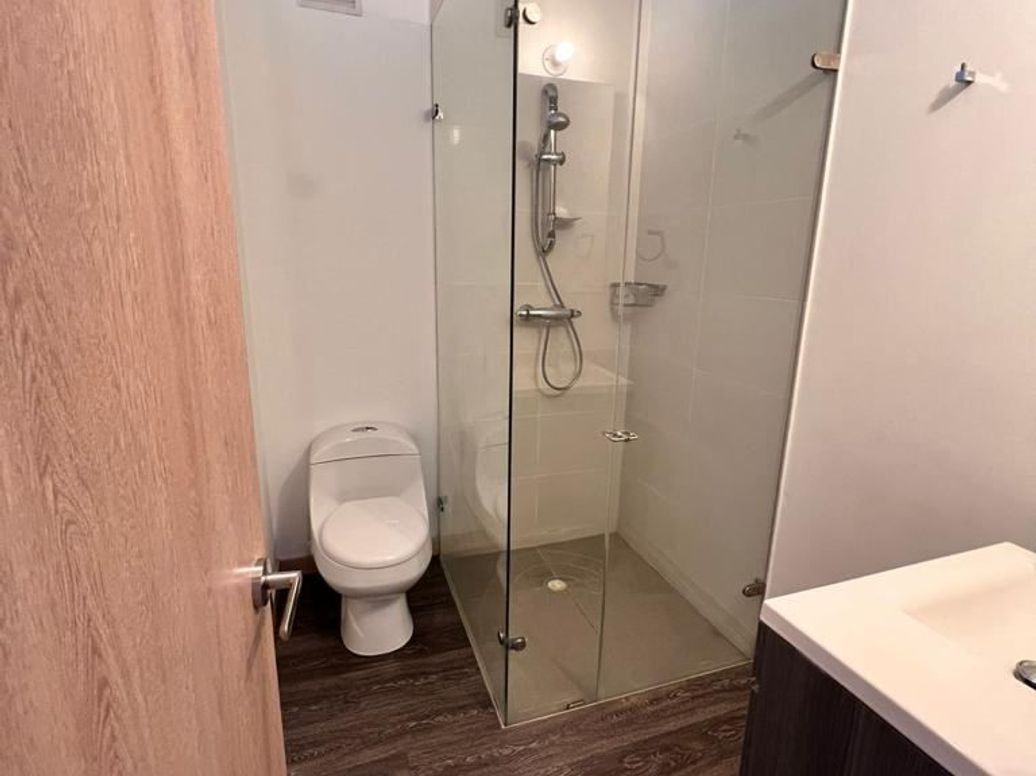 Apartamento de 2 alcobas en venta en Polo Club, Bogotá, 75 m² · foto 11 de 13