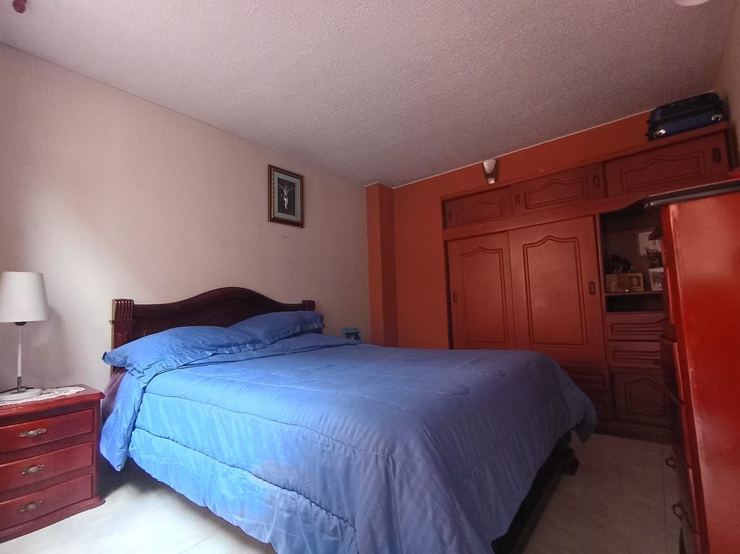 Casa de 6 alcobas en venta en Boita Et. I, Bogotá, 230 m² · foto 12 de 20