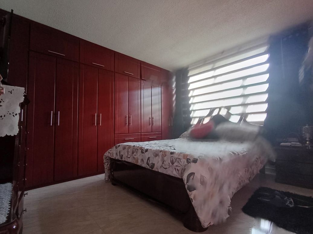 Casa de 6 alcobas en venta en Boita Et. I, Bogotá, 230 m² · foto 14 de 20
