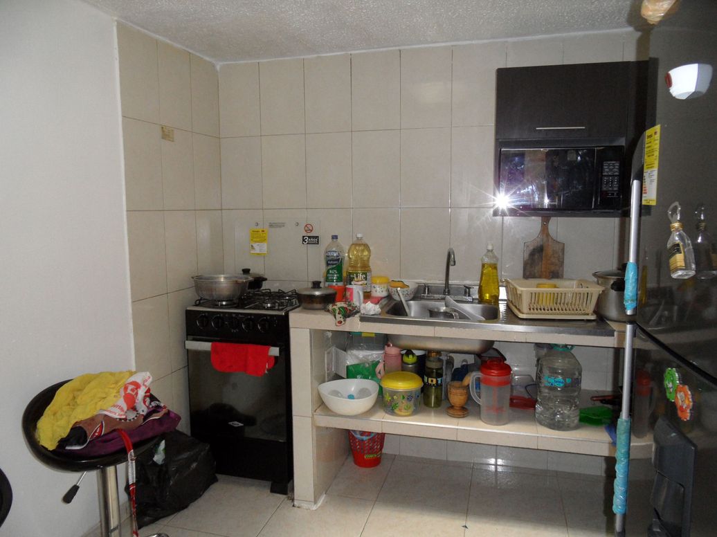 Casa de 6 alcobas en venta en Garces Navas Oriental, Bogotá, 216 m² · foto 3 de 20