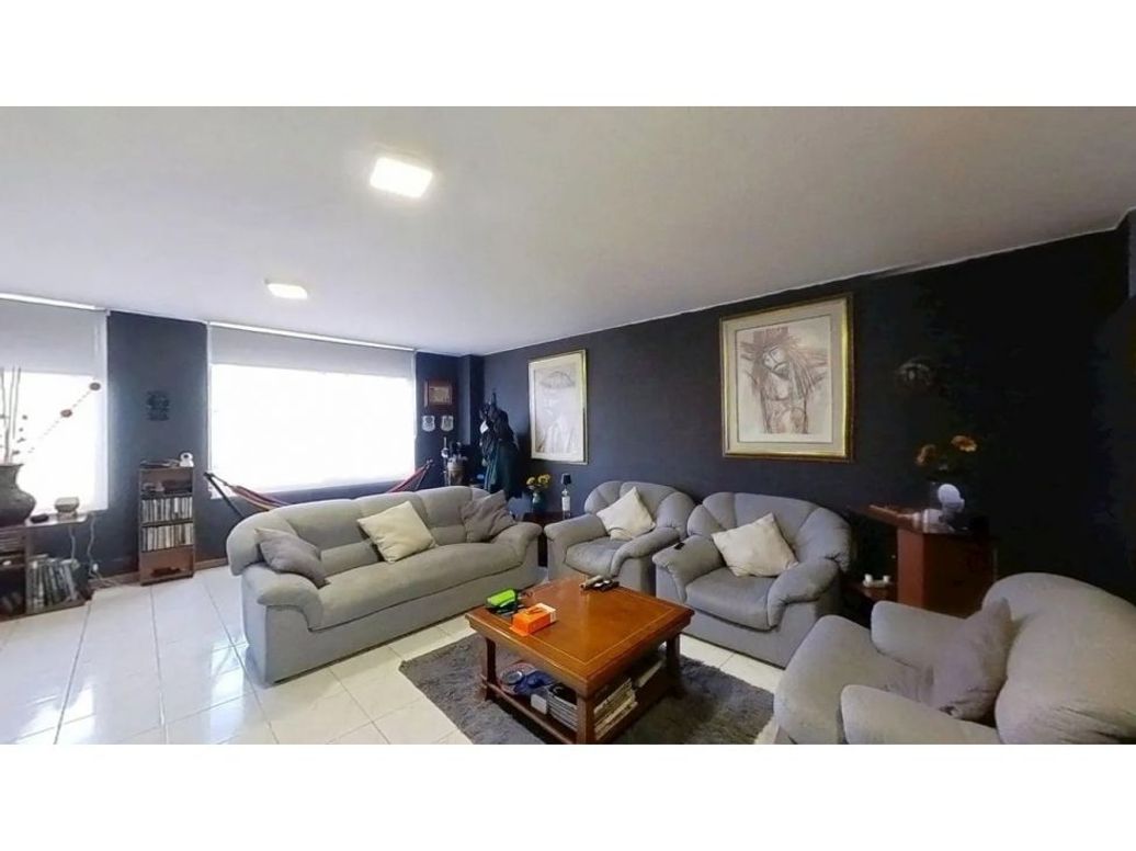 Apartamento de 2 alcobas en venta en Los Alcázares, Bogotá, 112 m² · foto 5 de 10
