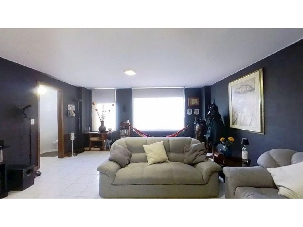 Apartamento de 2 alcobas en venta en Los Alcázares, Bogotá, 112 m² · foto 3 de 10