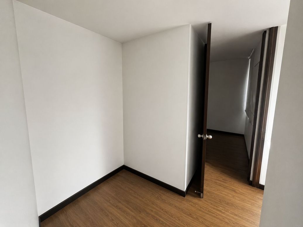 Apartamento de 3 alcobas en venta en Ciudad Techo, Bogotá, 57 m² · foto 6 de 15