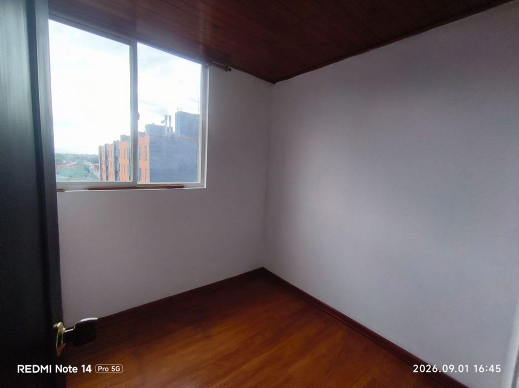 Apartamento de 2 alcobas en arriendo en Ub. Castilla Real, Bogotá, 50 m² · foto 2 de 18