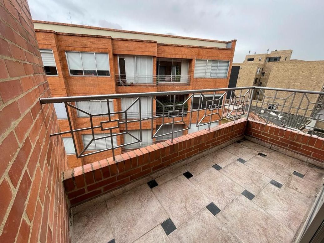 Apartamento de 4 alcobas en venta en El Contador, Bogotá, 130 m² · foto 6 de 20