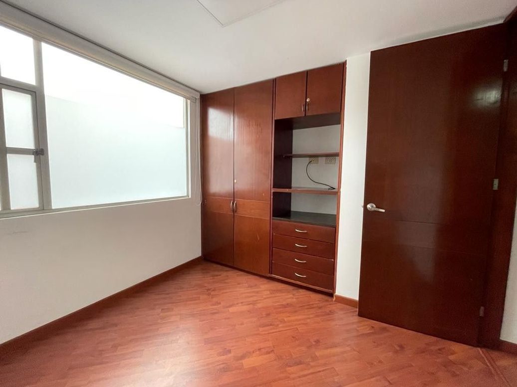 Apartamento de 4 alcobas en venta en El Contador, Bogotá, 130 m² · foto 7 de 20