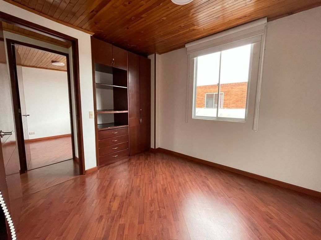 Apartamento de 4 alcobas en venta en El Contador, Bogotá, 130 m² · foto 15 de 20