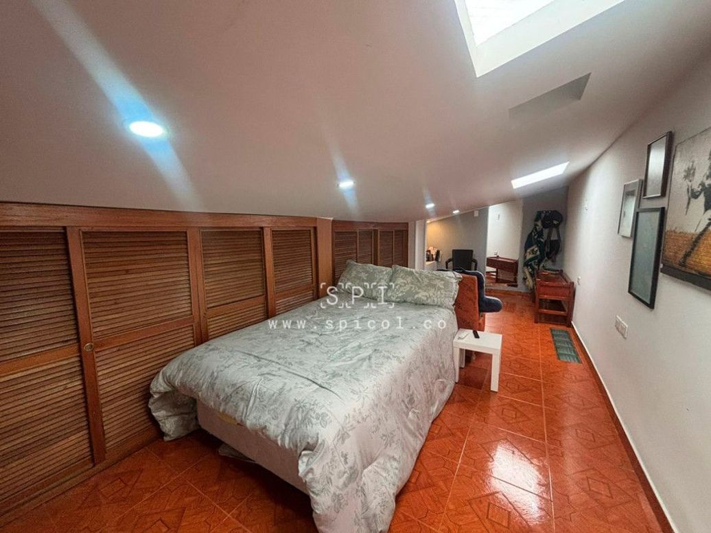 Apartamento de 4 alcobas en venta en Gran América, Bogotá, 150 m² · foto 16 de 18