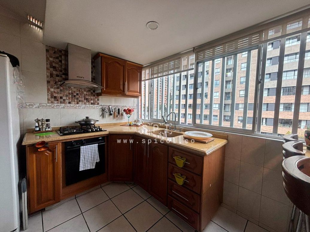 Apartamento de 4 alcobas en venta en Gran América, Bogotá, 150 m² · foto 4 de 18
