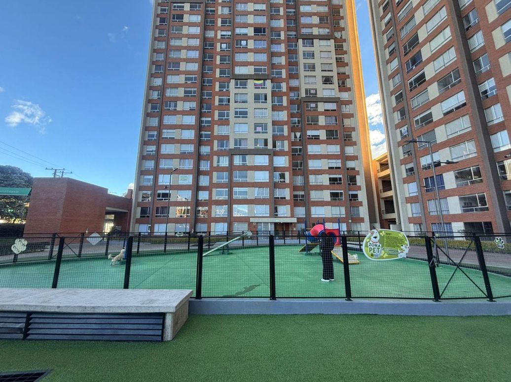 Apartaestudio en venta en El Redil, Bogotá, 35 m² · foto 17 de 19