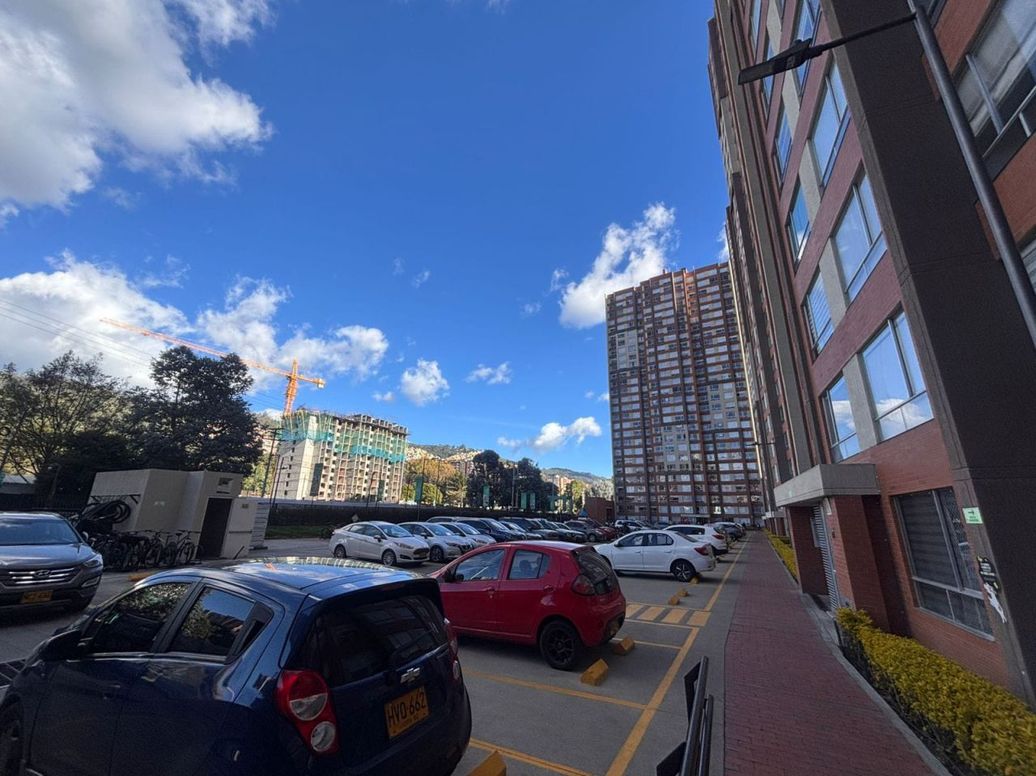 Apartaestudio en venta en El Redil, Bogotá, 35 m² · foto 14 de 19