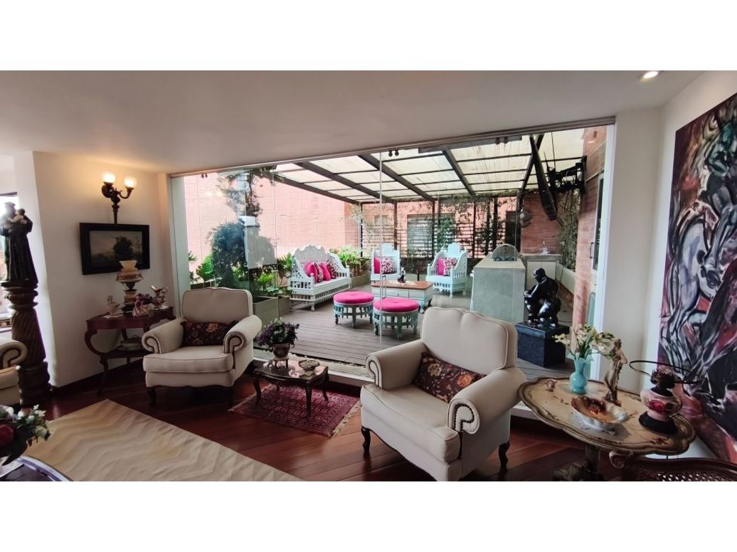 Apartamento de 3 alcobas en venta en Chicó Alto, Bogotá, 467 m² · foto 12 de 20
