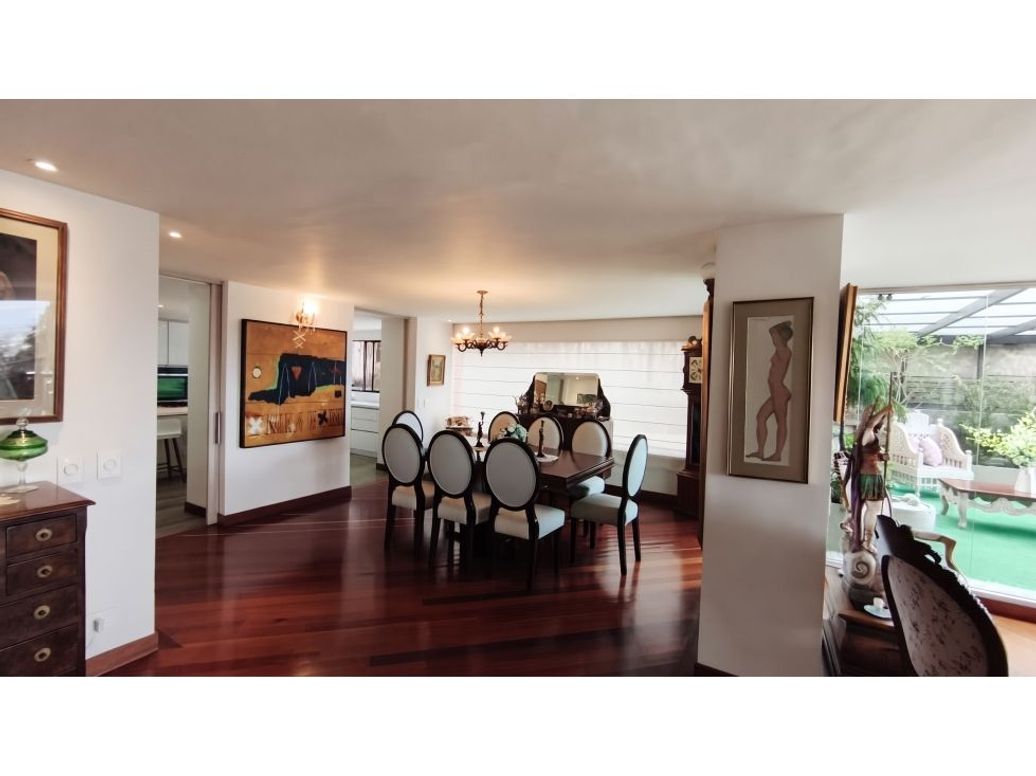 Apartamento de 3 alcobas en venta en Chicó Alto, Bogotá, 467 m² · foto 15 de 20