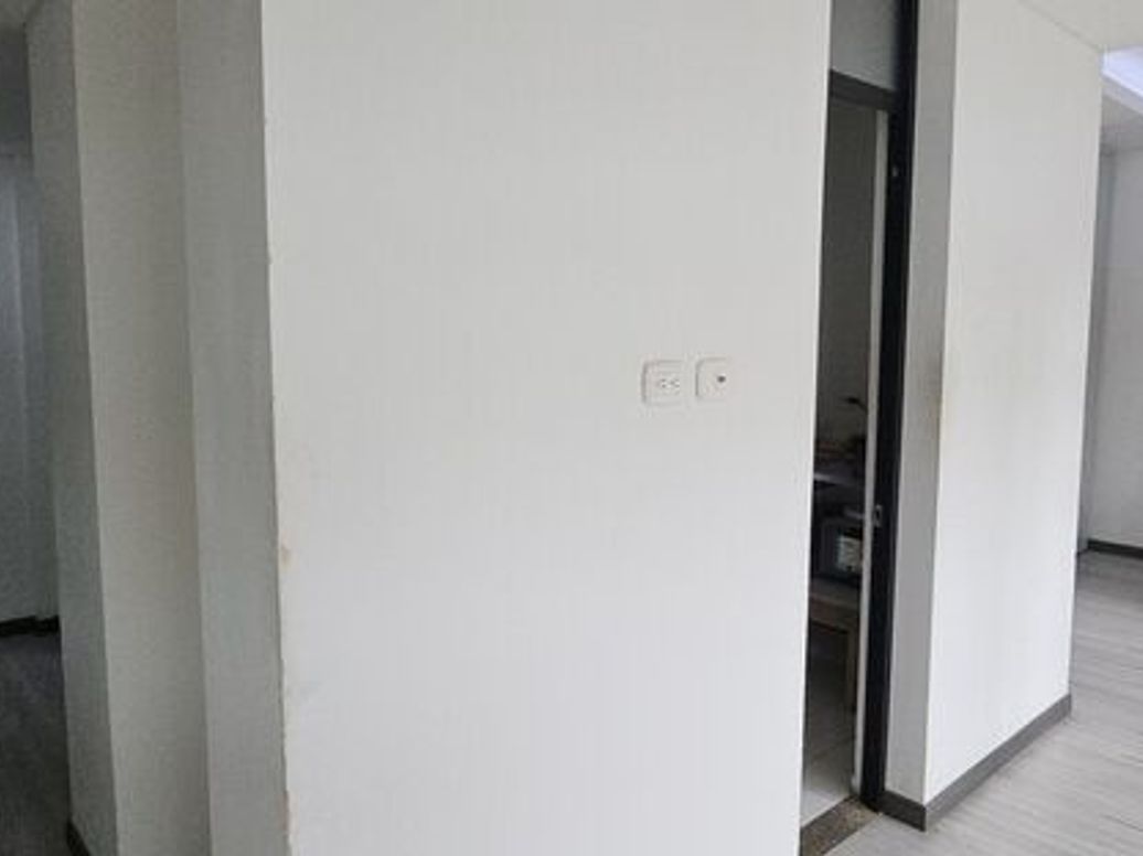 Apartamento de 1 alcoba en venta en San Antonio Norte, Bogotá, 26 m² · foto 3 de 19