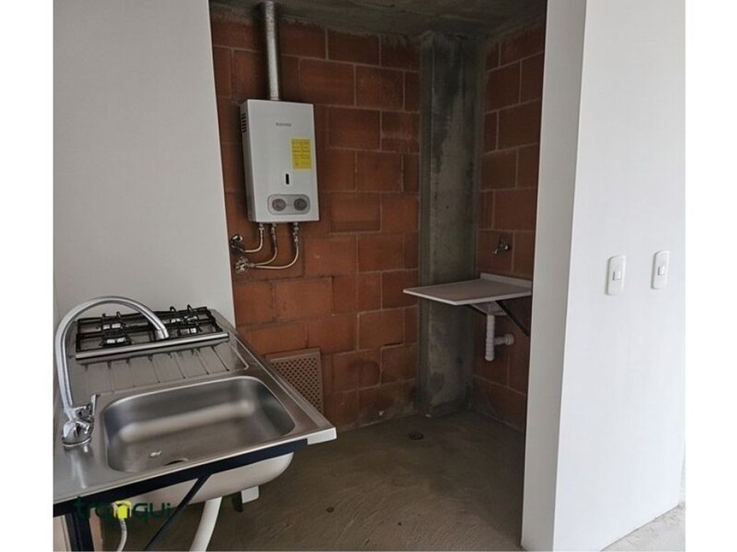 Apartamento de 1 alcoba en venta en San Antonio Norte, Bogotá, 26 m² · foto 4 de 6