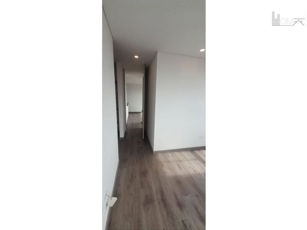 Apartamento de 2 alcobas en venta en Sagrado Corazon, Bogotá, 50 m² · foto 7 de 19