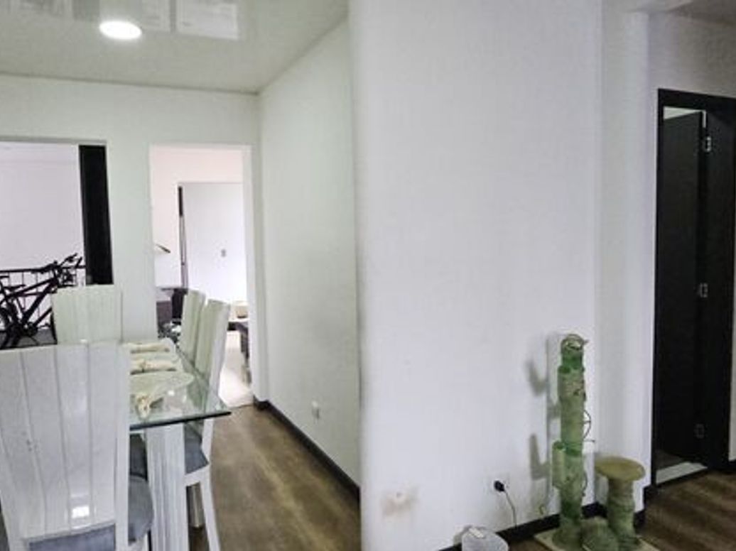 Apartamento de 2 alcobas en venta en Las Nieves, Bogotá, 78 m² · foto 10 de 20
