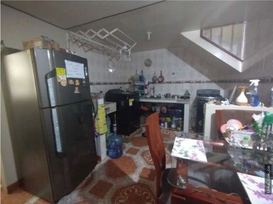 Casa de 10 alcobas en venta en Gran Britalia Et. I, Bogotá, 373 m² · foto 6 de 19