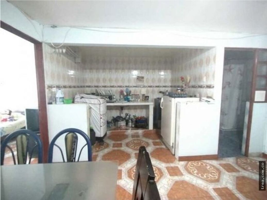 Casa de 10 alcobas en venta en Gran Britalia Et. I, Bogotá, 373 m² · foto 8 de 19
