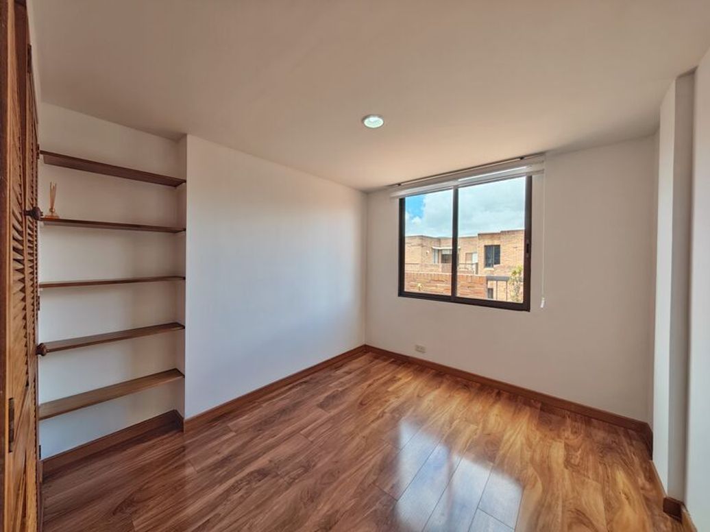 Apartamento de 3 alcobas en venta en Iberia, Bogotá, 103 m² · foto 8 de 20