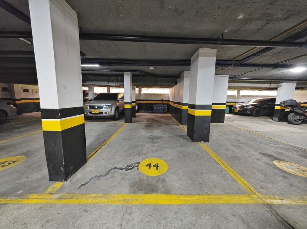 Apartamento de 3 alcobas en venta en Iberia, Bogotá, 103 m² · foto 18 de 20