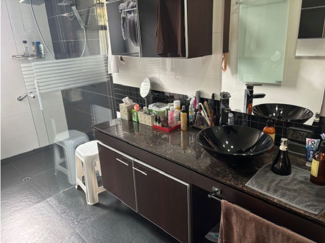 Apartamento de 3 alcobas en venta en La Calleja, Bogotá, 264 m² · foto 9 de 17
