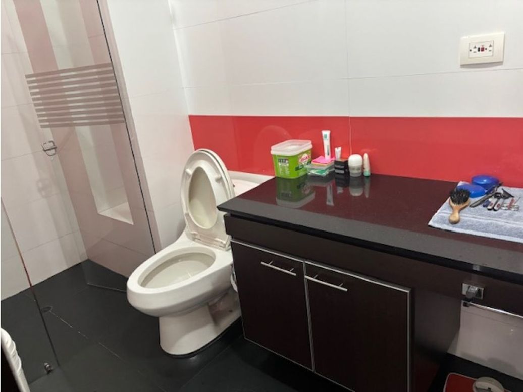 Apartamento de 3 alcobas en venta en La Calleja, Bogotá, 264 m² · foto 16 de 17