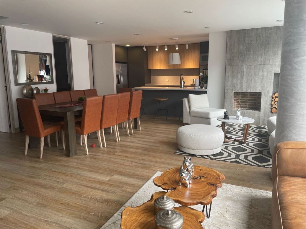 Apartamento de 3 alcobas en venta en Santa Barbara Oriental, Bogotá, 181 m² · foto 14 de 19