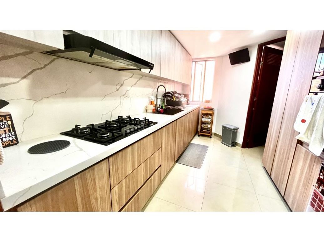 Apartamento de 3 alcobas en venta en Bella Suiza, Bogotá, 122 m² · foto 10 de 20