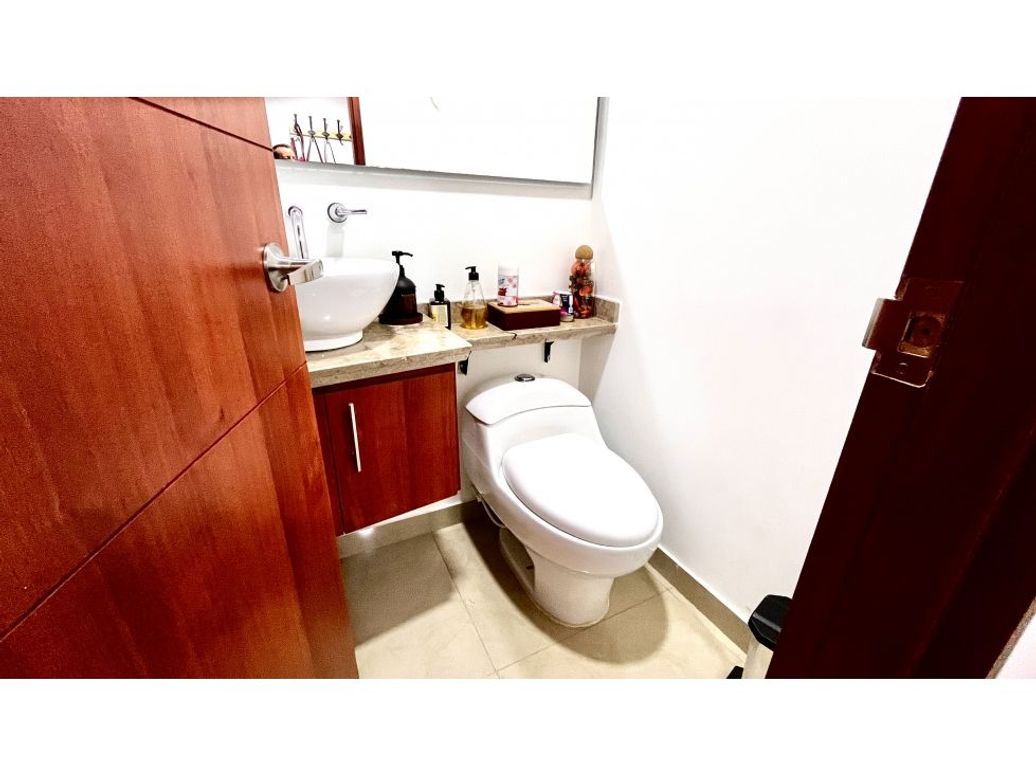 Apartamento de 3 alcobas en venta en Bella Suiza, Bogotá, 122 m² · foto 3 de 20