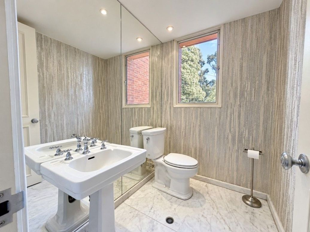 Apartamento de 3 alcobas en venta en El Refugio, Bogotá, 310 m² · foto 14 de 20