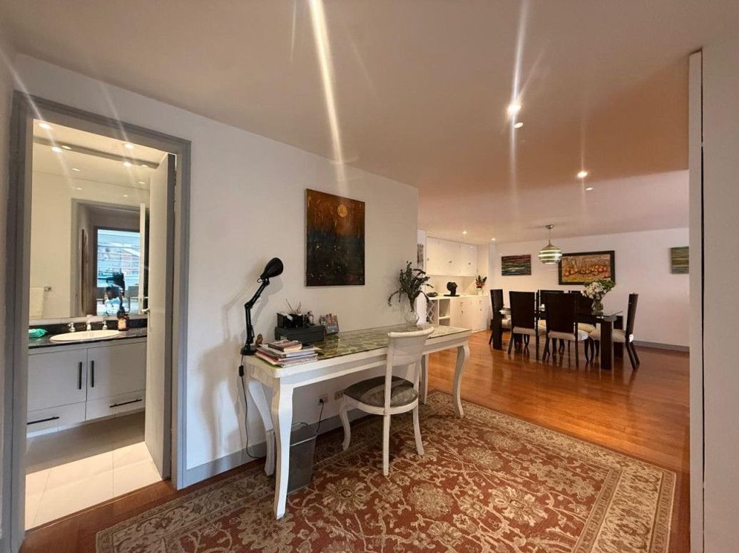 Apartamento de 2 alcobas en venta en Chico Norte Et. Ii, Bogotá, 147 m² · foto 11 de 18