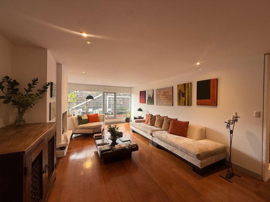 Apartamento de 2 alcobas en venta en Chico Norte Et. Ii, Bogotá, 147 m² · foto 4 de 18