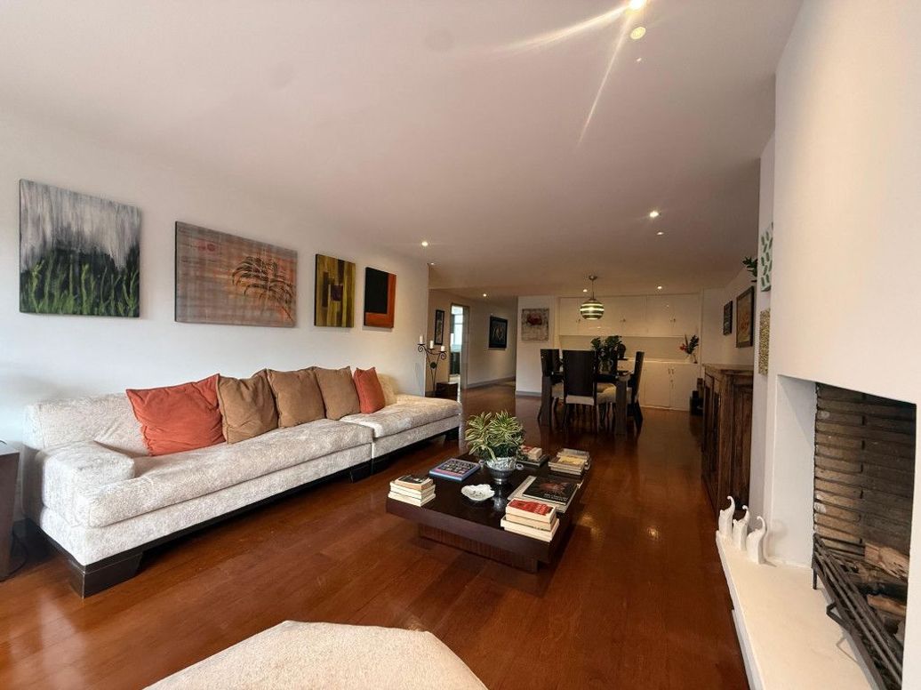 Apartamento de 2 alcobas en venta en Chico Norte Et. Ii, Bogotá, 147 m² · foto 5 de 18