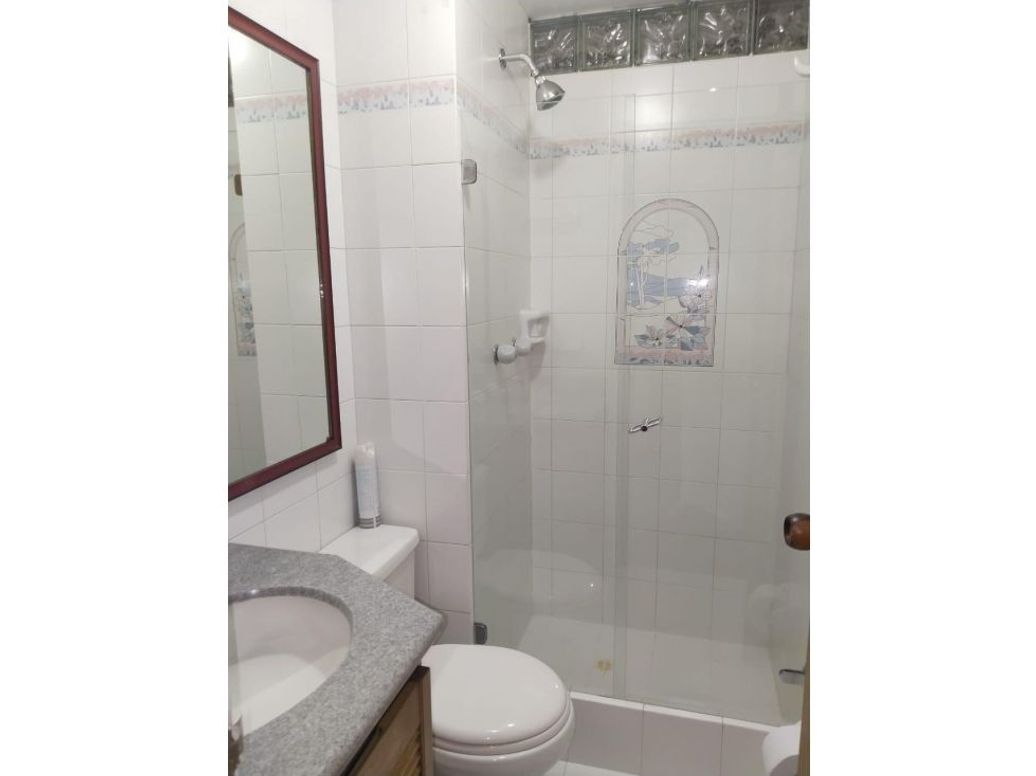 Apartaestudio en venta en Bella Suiza, Bogotá, 77 m² · foto 6 de 8