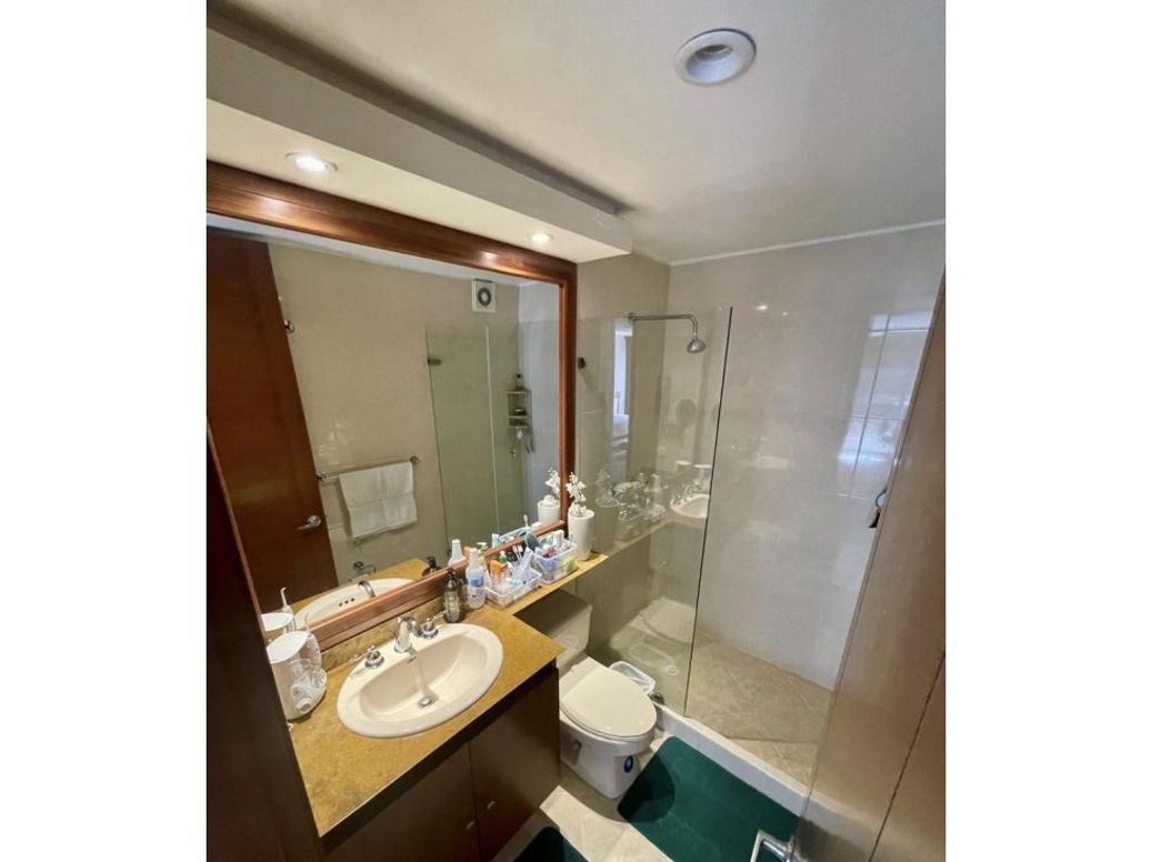 Apartamento de 3 alcobas en venta en Chicó Navarra, Bogotá, 127 m² · foto 12 de 12