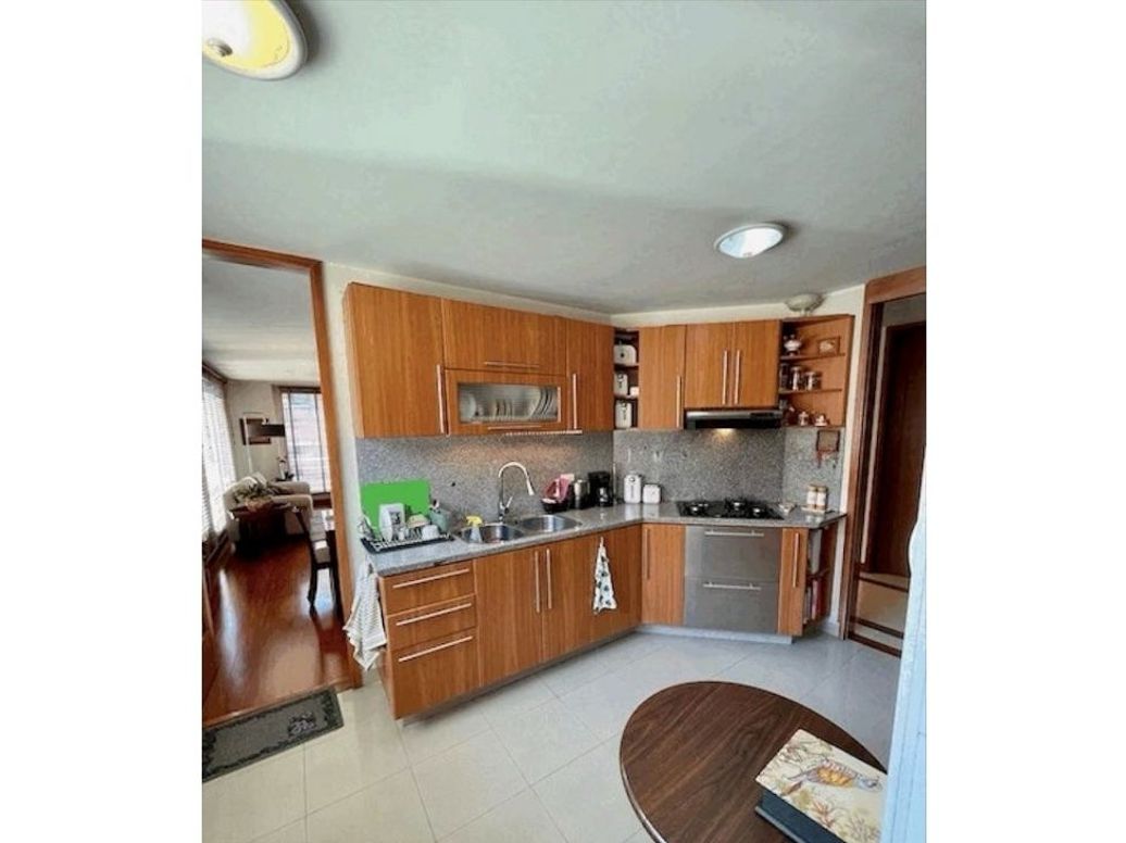 Apartamento de 3 alcobas en venta en Chicó Navarra, Bogotá, 127 m² · foto 4 de 12