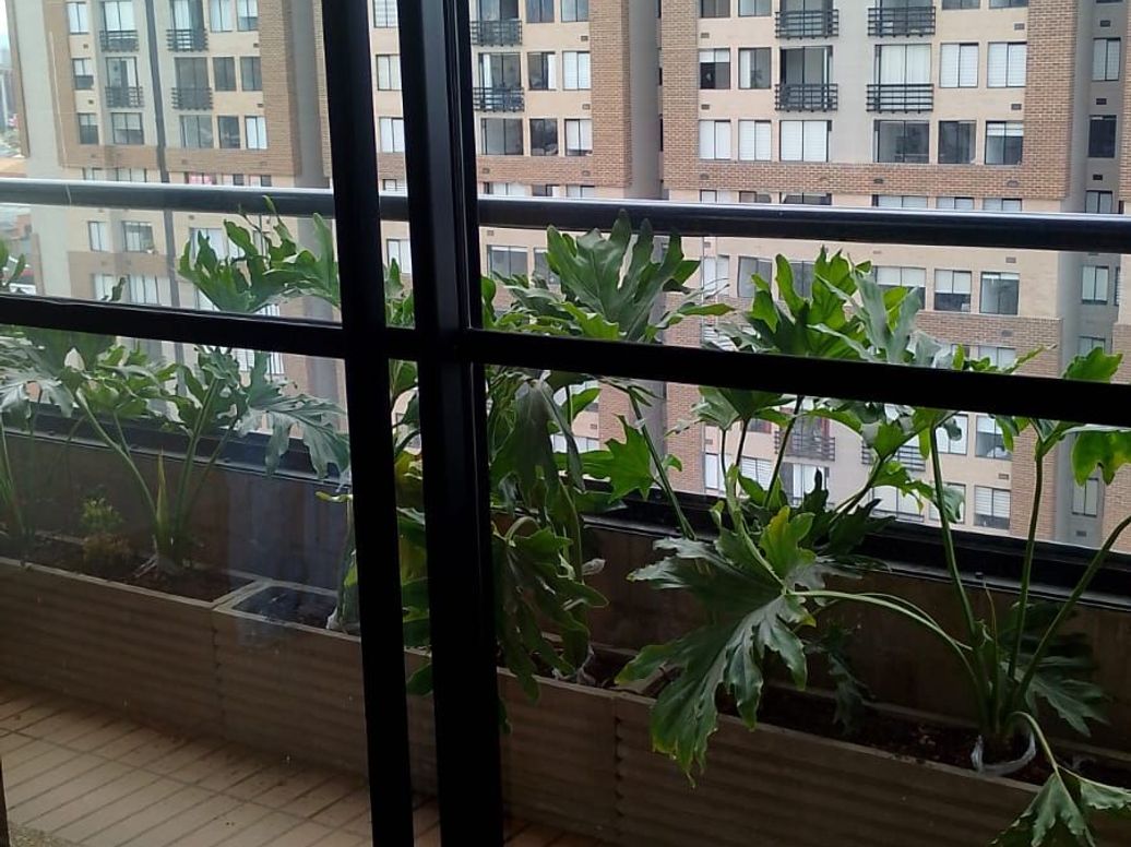 Apartamento de 3 alcobas en venta en Granjas De Techo, Bogotá, 81 m² · foto 5 de 16