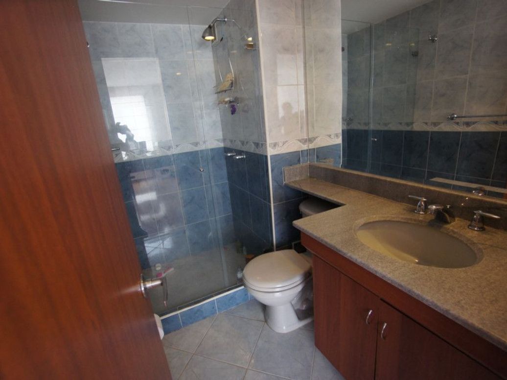 Casa de 3 alcobas en venta en Cr Jardines De Gratamira, Bogotá, 118 m² · foto 12 de 13